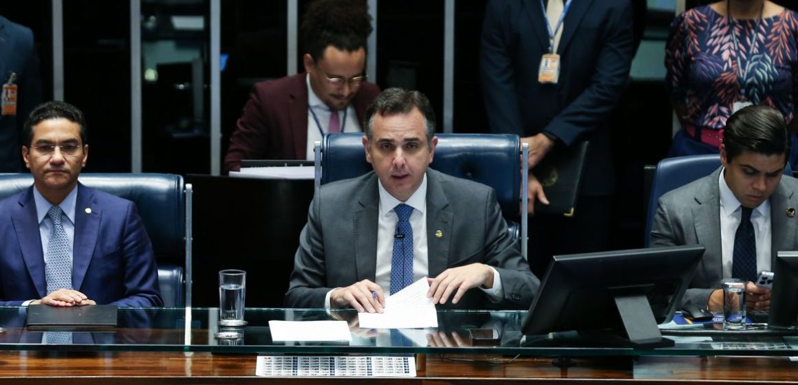 Senado adia votação da proposta de minirreforma eleitoral