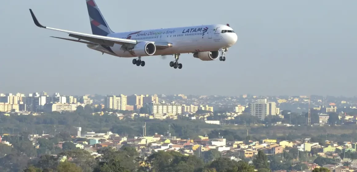 Inquérito vai apurar preço combinado de passagens da Latam e Gol