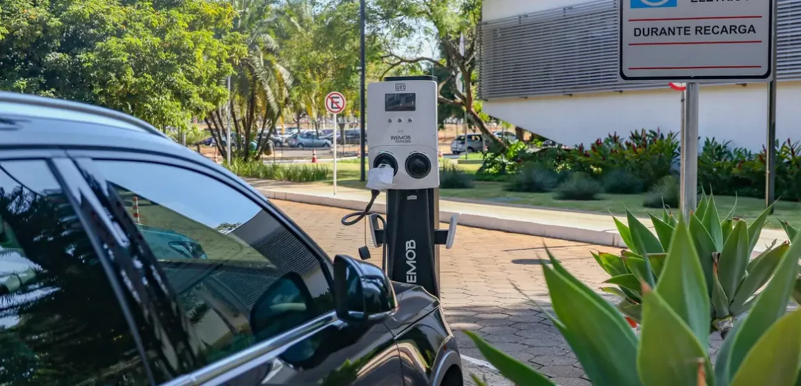 A partir de 2024, imposto de importação para carros elétricos será retomado no Brasil