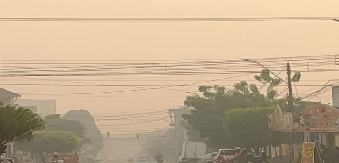 Mais de 200 casos de síndromes respiratórias são registradas em UBSs de Santarém por inalação de fumaça