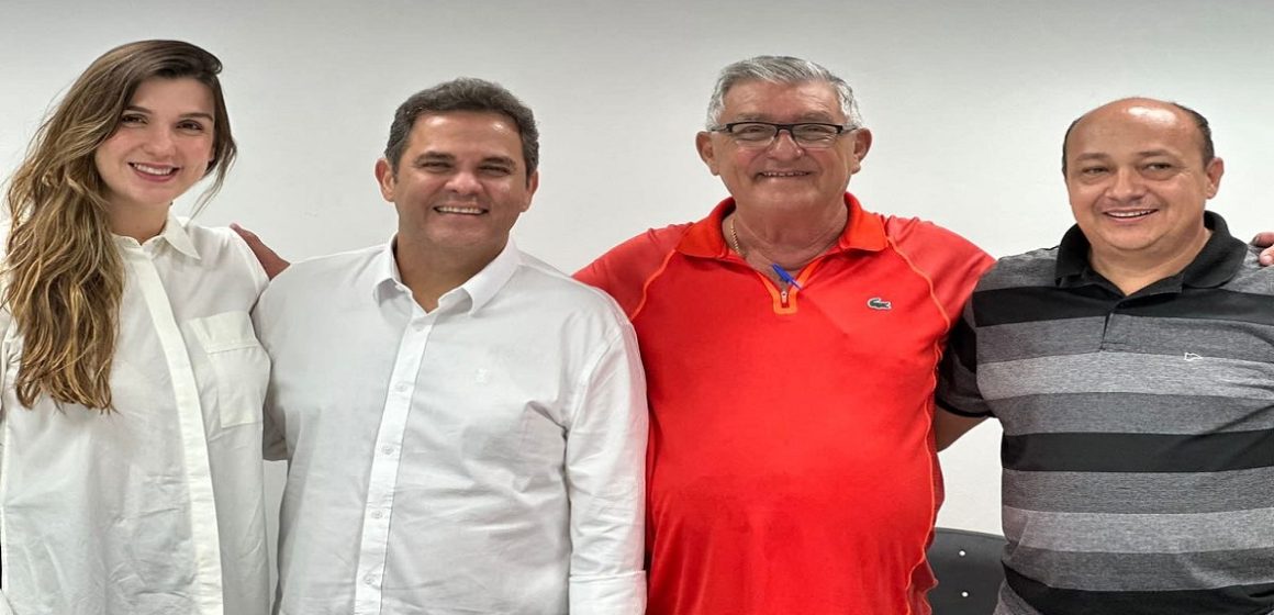 Priante assina convênio para obras em Castanhal