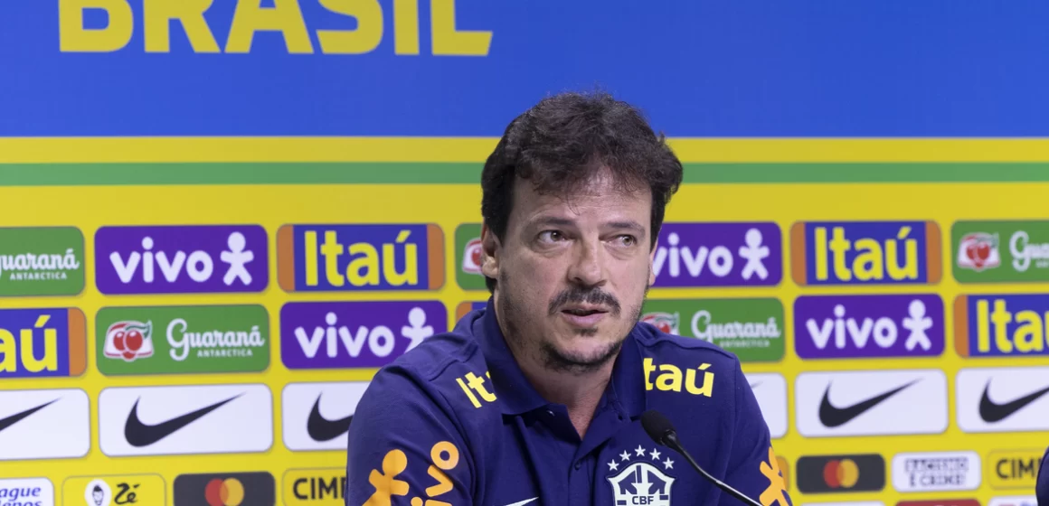 Fernando Diniz convoca seleção para jogos das Eliminatórias