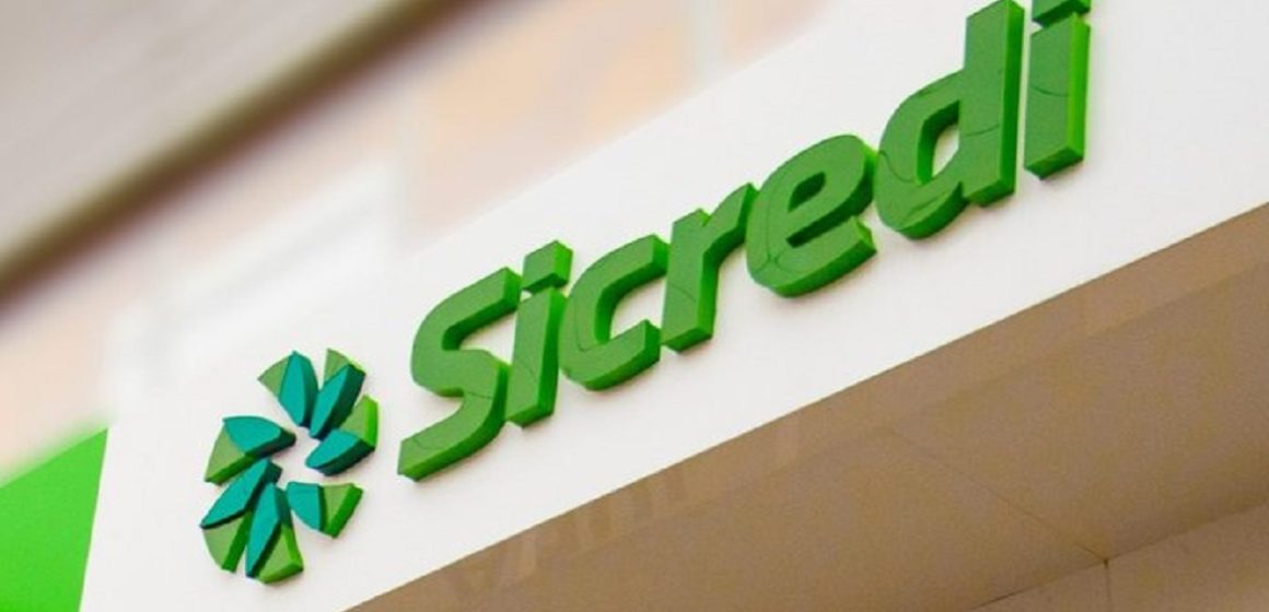 WhatsApp Image 2023-11-21 at 17.53.45 (1) Sicredi oferece condições especiais de investimentos durante a Black Friday