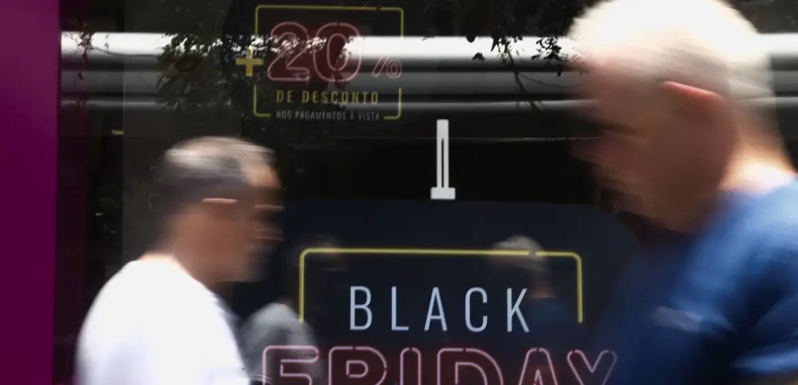 Entidades alertam para cuidados em compras durante a Black Friday