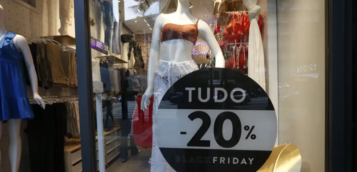 Federação dos bancos dá dicas de como evitar golpes na Black Friday