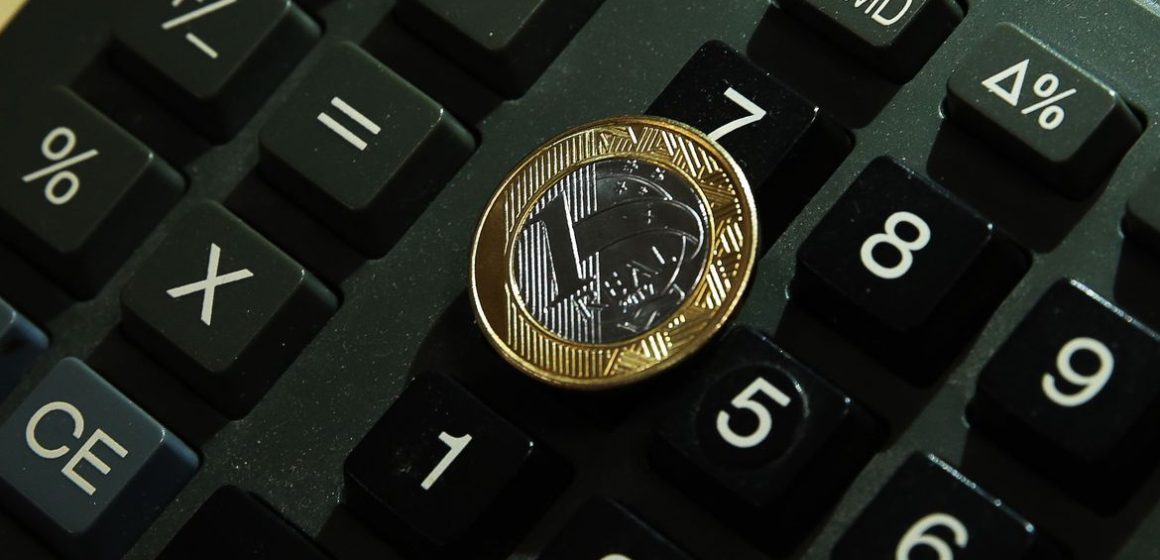 Situação fiscal difícil ou crítica é apresentada por mais de 40% dos municípios brasileiros