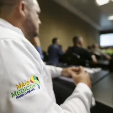 Mais Médicos terão 28 mil profissionais em campo até o fim do ano