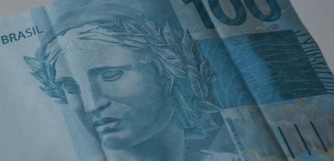 Previsão de déficit primário em 2023 sobe para R$ 203,4 bilhões