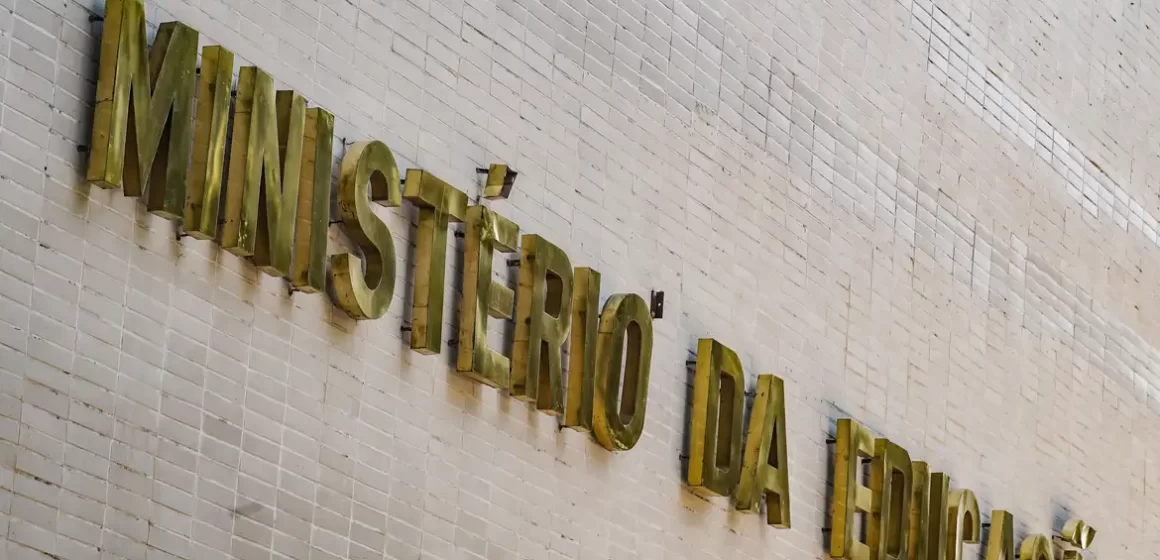 MEC premia iniciativas de gestão e boas práticas