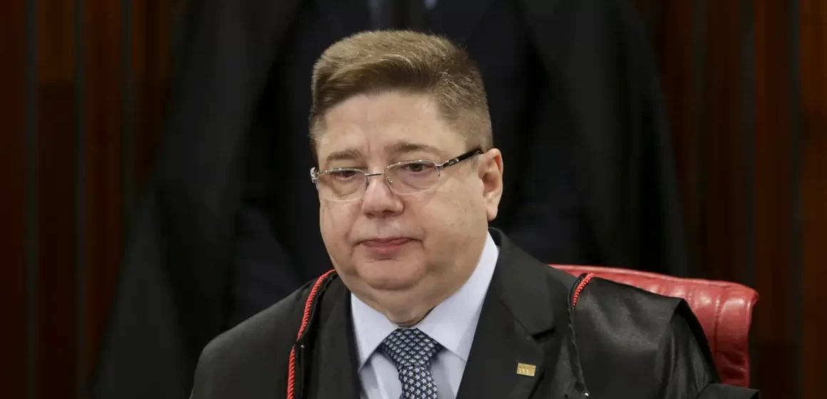 TSE empossa novo relator de ações relacionadas às eleições de 2022