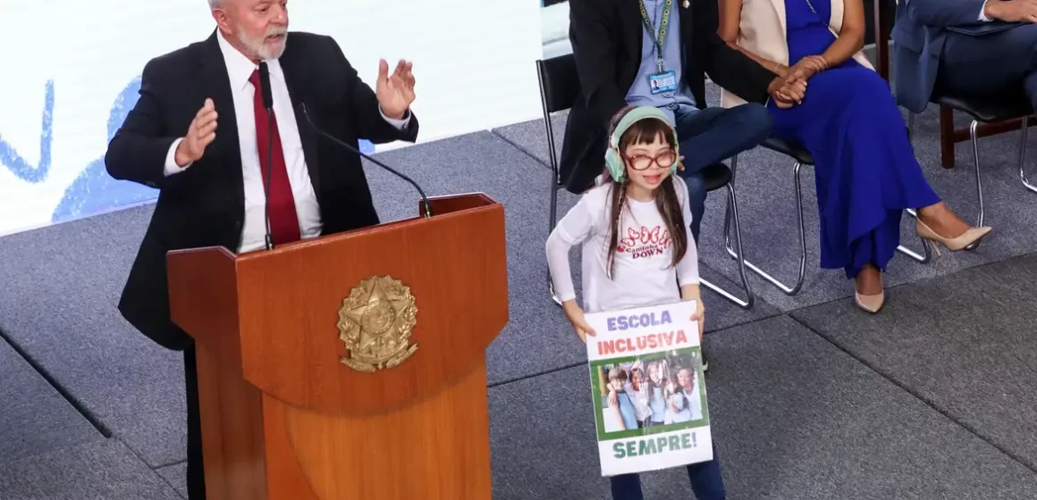 Governo quer mais alunos da educação especial em classes comuns