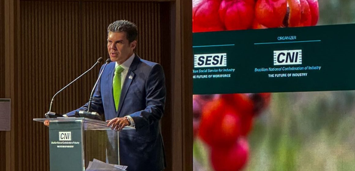 Em Dubai, Helder faz apelo para aprofundar discussão sobre mercado de carbono no Congresso
