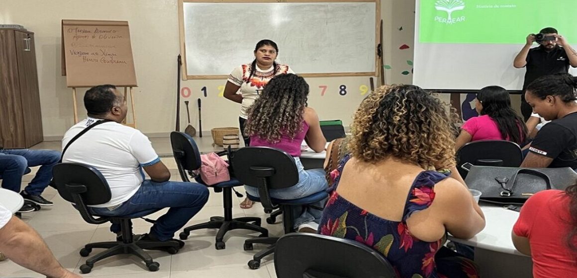 Projeto capacita professores sobre cultura indígena e combate discriminação étnico-racial em escolas de Altamira