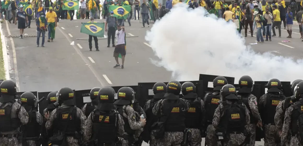 Moraes vota por condenar mais 29 réus pelos atos de 8 de janeiro