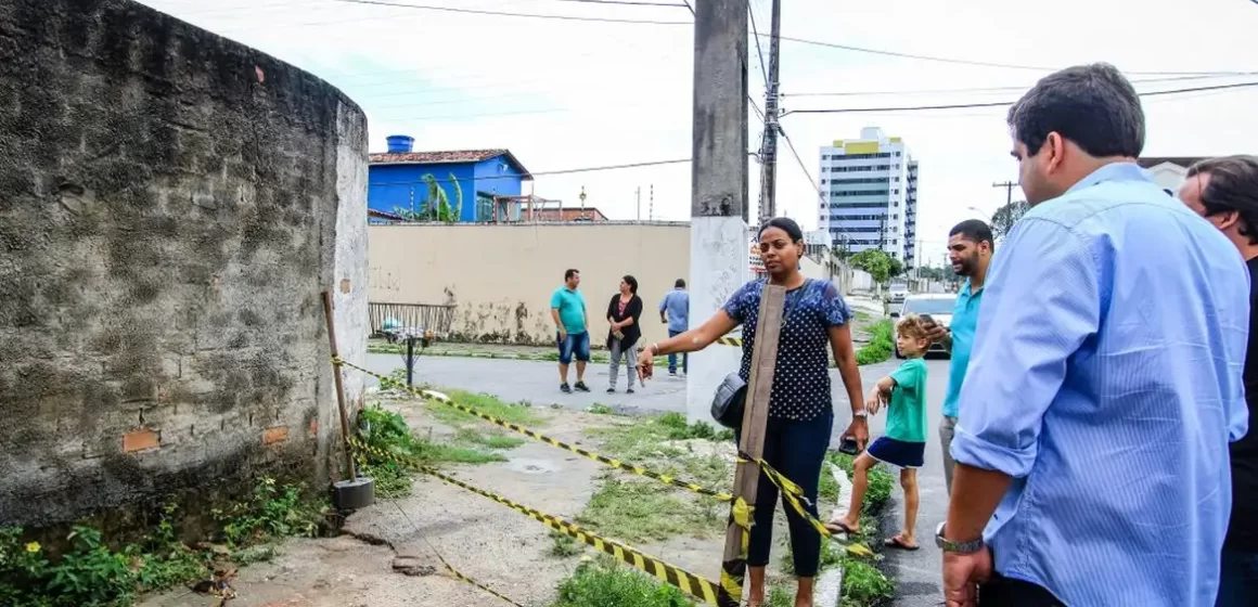 Ministros vão a Maceió para monitorar risco em mina de extração