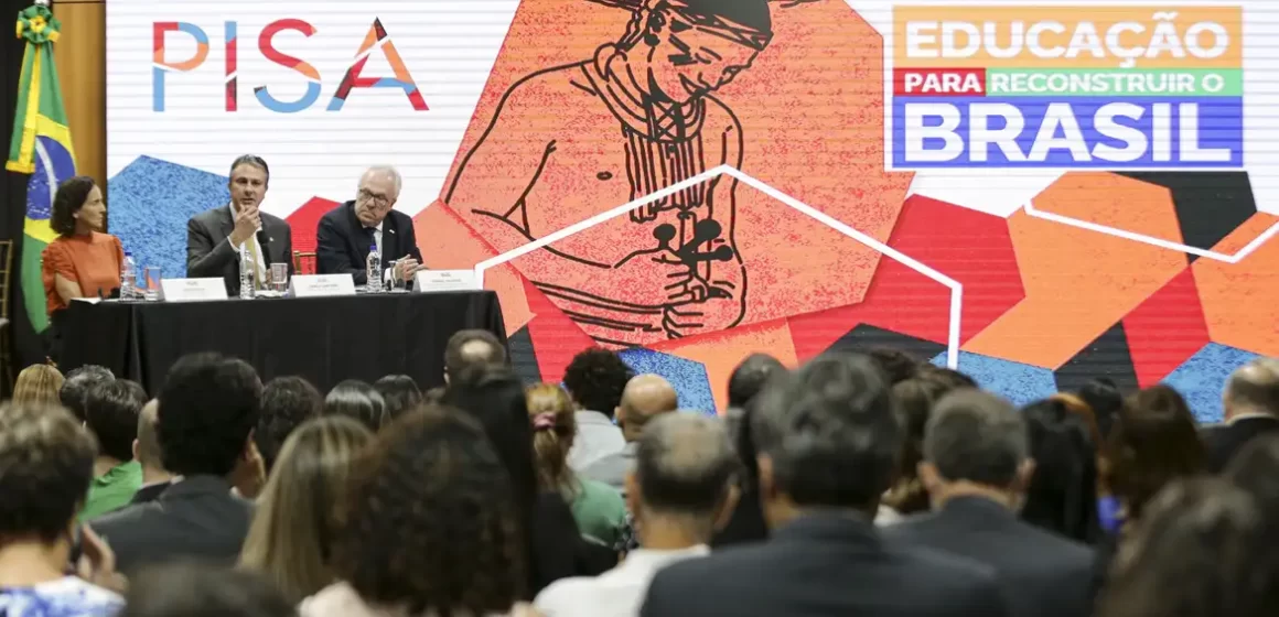 Pisa: menos de 50% dos alunos sabem o básico em matemática e ciências