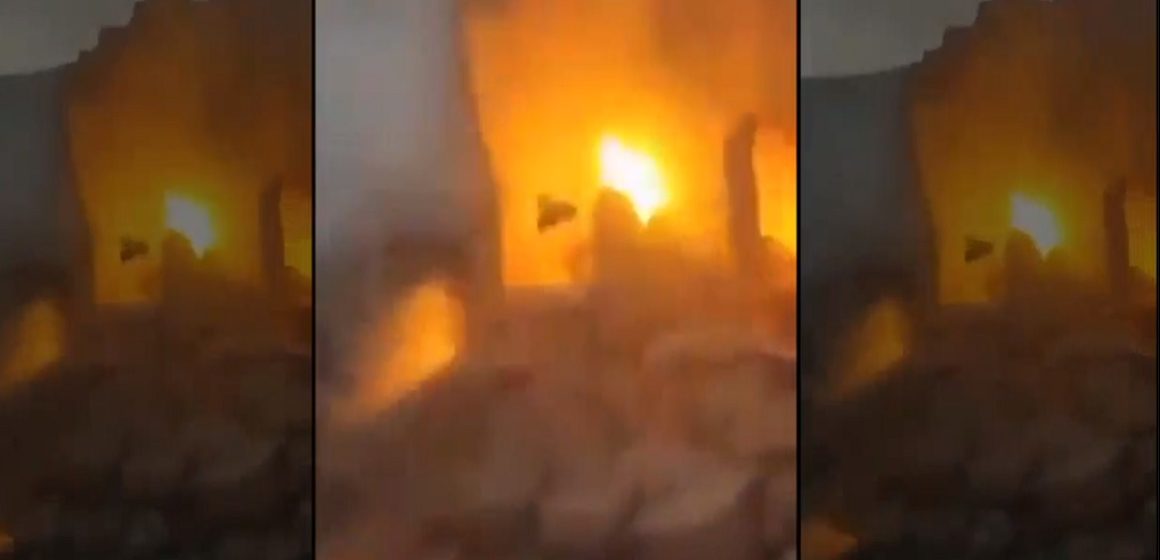 Paquistão bombardeia alvos no Irã