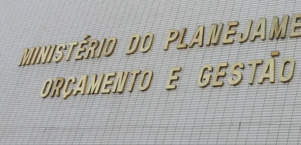 planejamento_elza_fiuza_-_primeira Ministério do Planejamento publica edital de concurso com 100 vagas