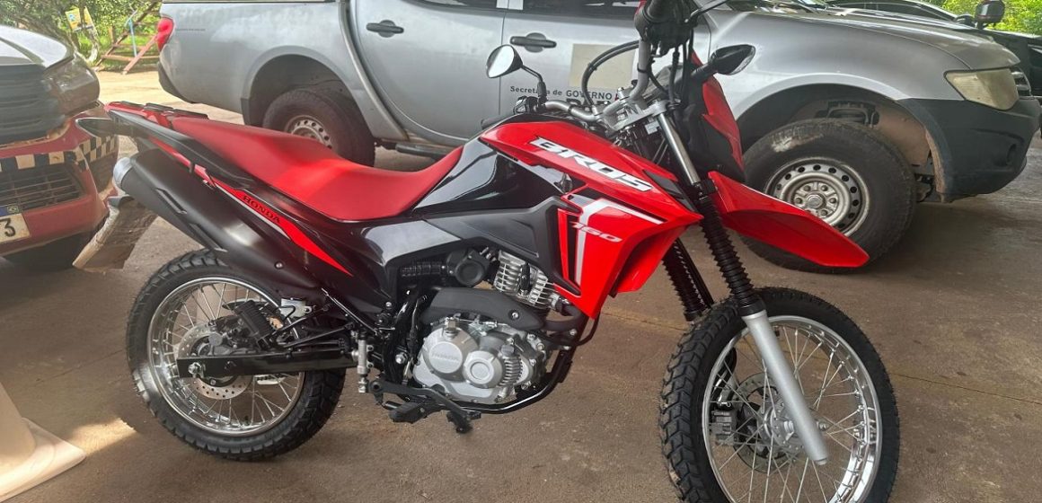 Carro e moto são apreendidos em Conceição do Araguaia
