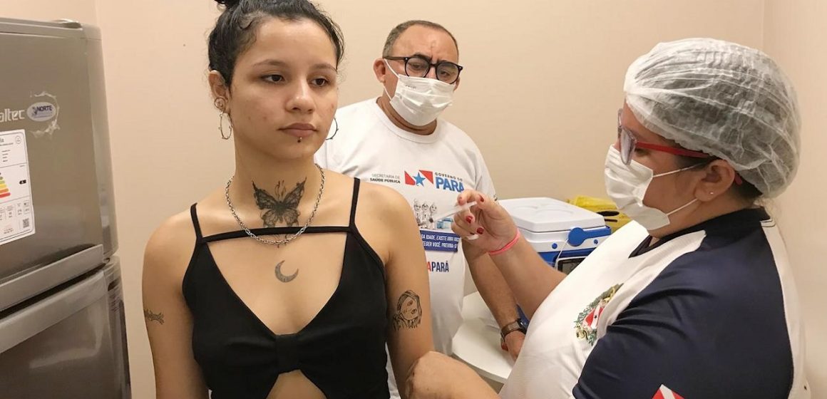 Em Belém, Sespa inicia vacinação contra Influenza e Covid-19 nas Usinas da Paz