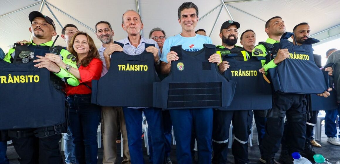 Itupiranga recebe coletes balísticos para equipar o Órgão de Trânsito da cidade