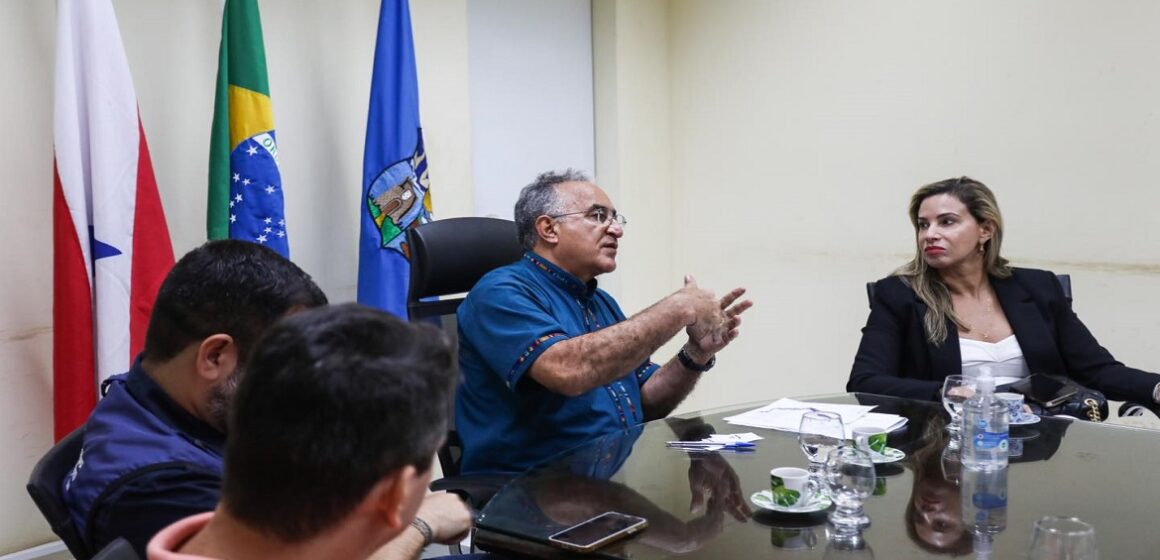 426363392_919752372852792_7635091537007626175_n Edmilson reúne para falar sobre moradias