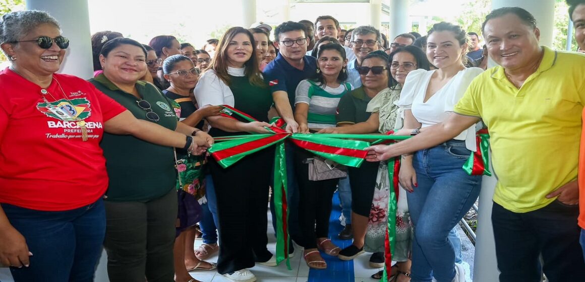 Renato Ogawa inaugura escola na Ilha Trambioca