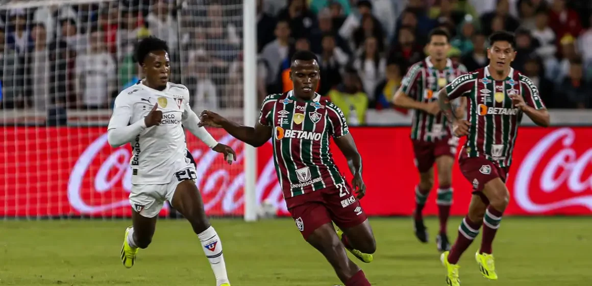 Flu sente altitude e perde para a LDU na ida da Recopa Sul-Americana