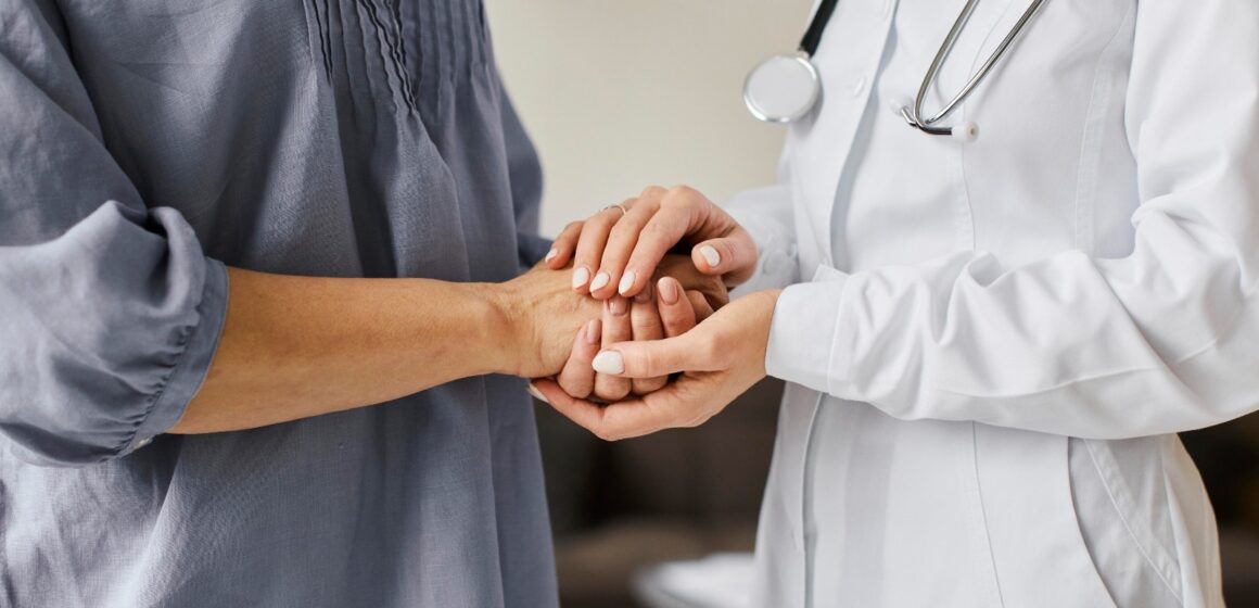 Controle de infecção salva paciente e profissionais da saúde