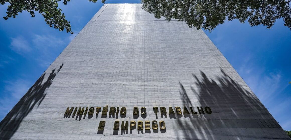 Governo define regras para Programa Manoel Querino de Qualificação