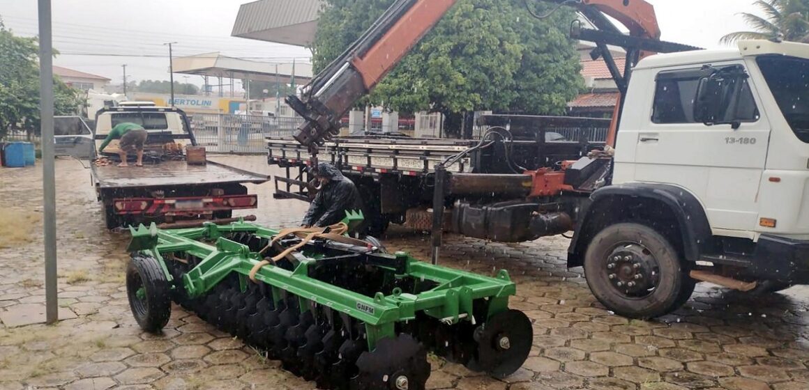 Em Dom Eliseu, equipamento agrícola com nota fiscal irregular é apreendido