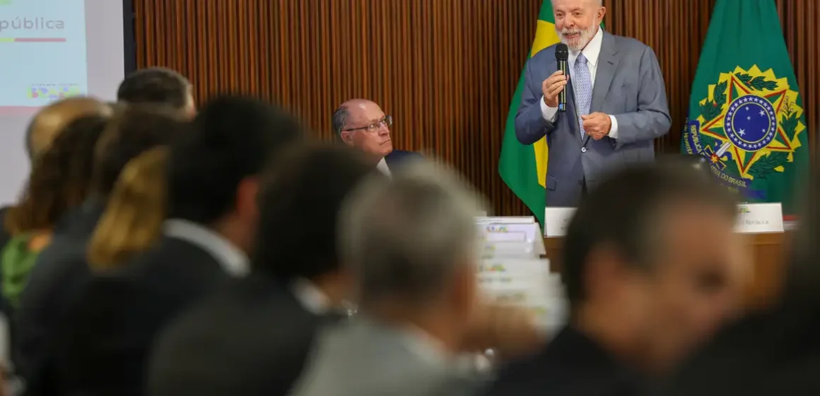 Presidente Lula pede foco de ministros em programas já lançados