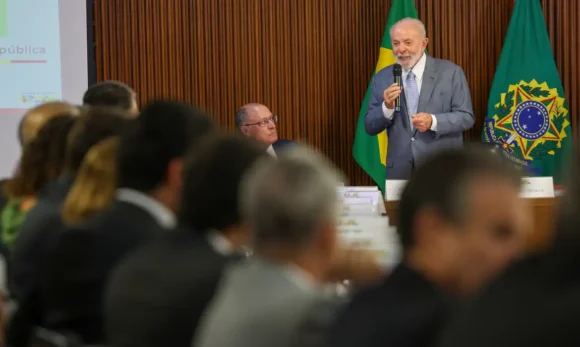 Presidente Lula pede foco de ministros em programas já lançados