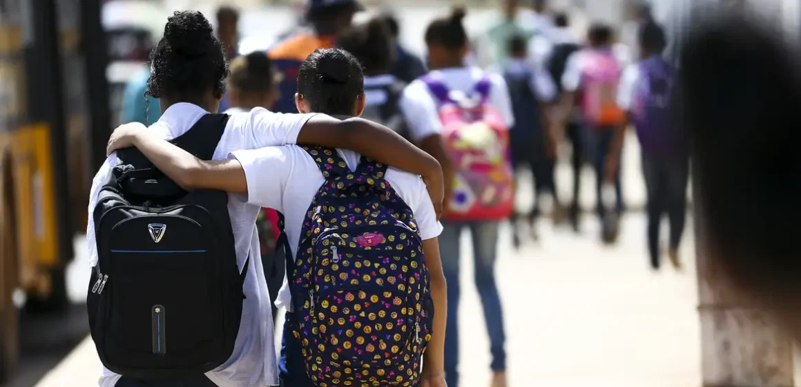 Casamento de meninas de até 17 anos de idade diminui 65% em uma década