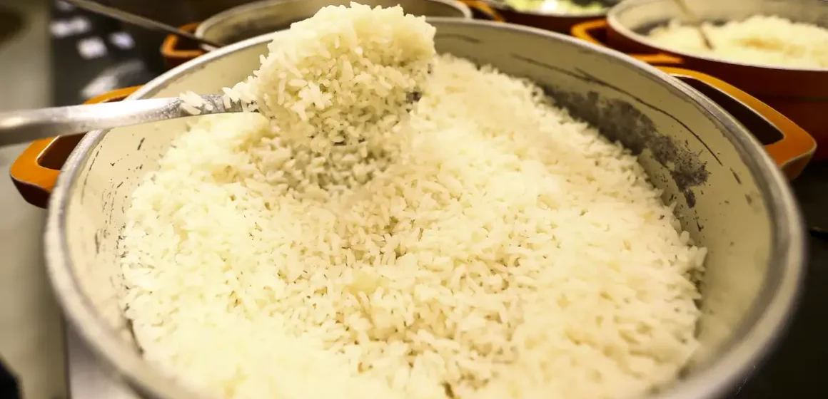 Uma em dez famílias enfrenta insegurança alimentar moderada ou grave
