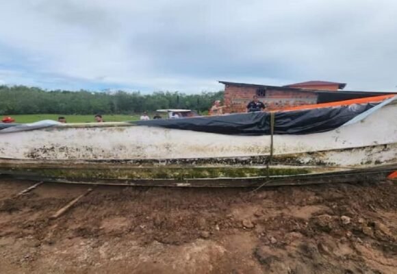 Polícia Federal afirma que celulares encontrados em barco com mortos no Pará estão ‘prejudicados’