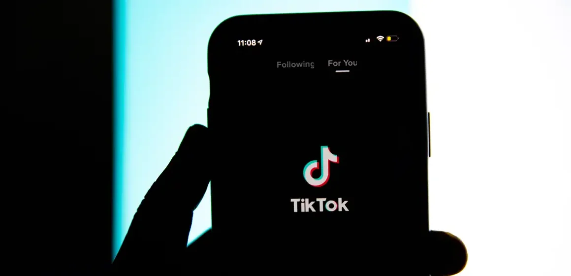 Banimento do TikTok é disputa dos EUA com China, dizem pesquisadores
