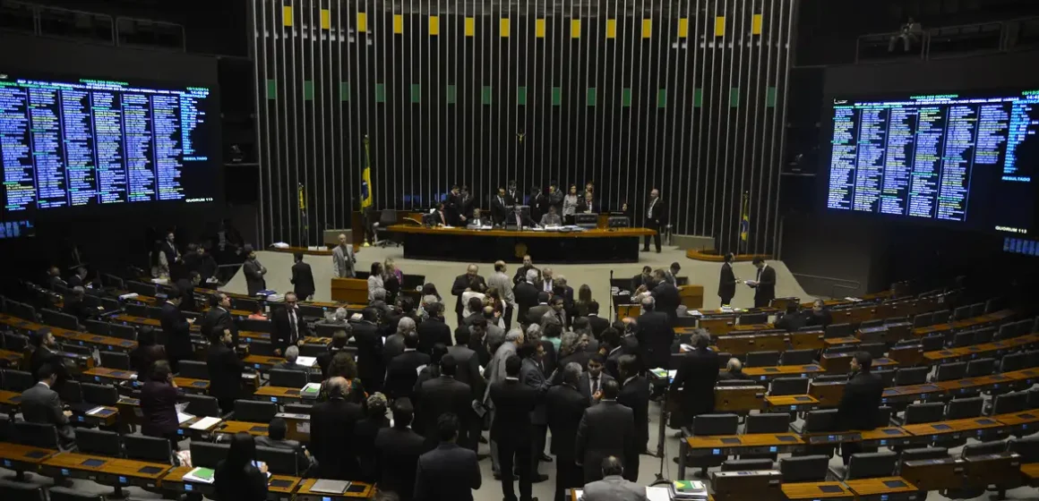 Discussão ambiental é travada na Câmara com disputa interna no MDB