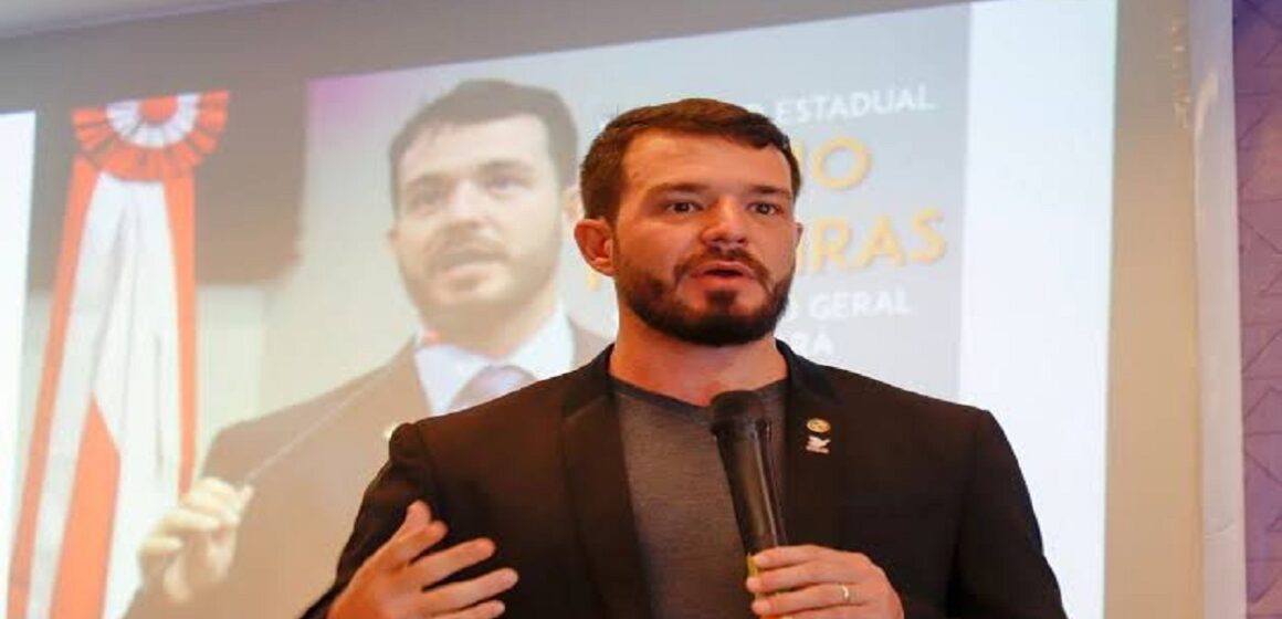 Deputado Fábio Figueiras protocola PL que dispõe sobre treinamento para profissionais de educação sobre Epilepsia