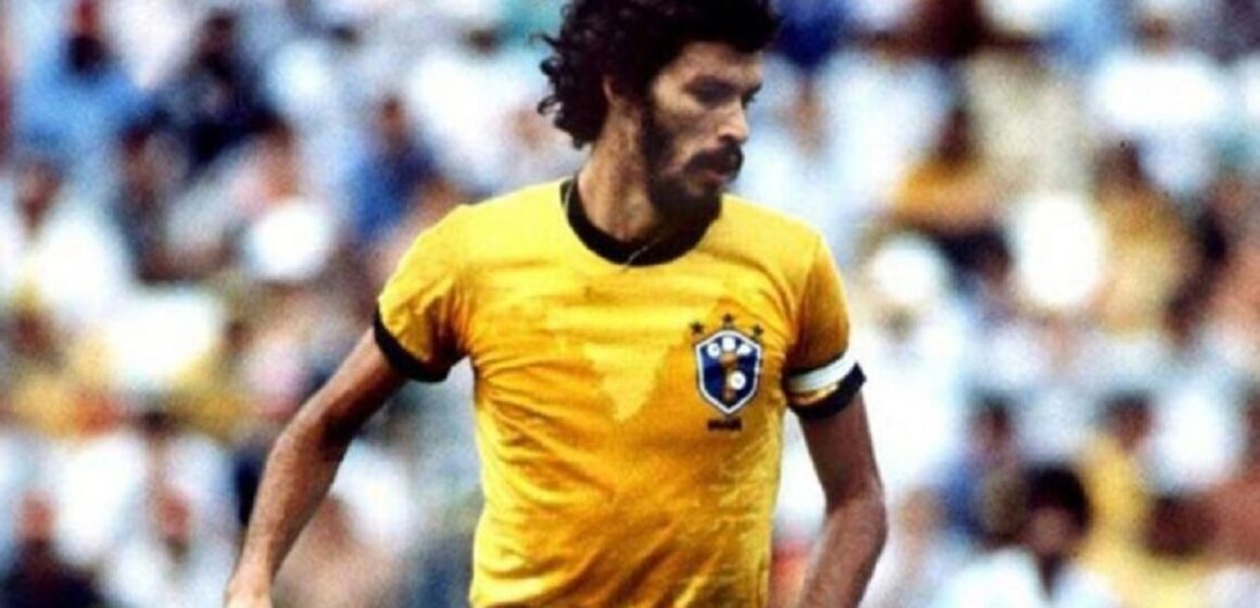 Vila Olímpica em Paris homenageia o paraense Sócrates