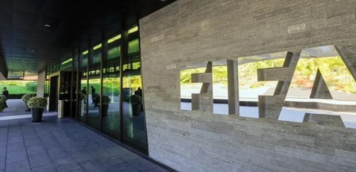 Direitos de Mundial com Fla, Flu e Palmeiras são negociados entre a Fifa e a Apple