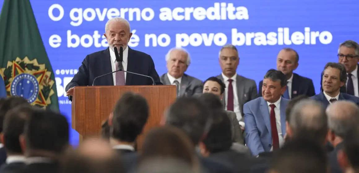 Governo Federal lança Programa Acredita que estimula crédito para pequenos negócios
