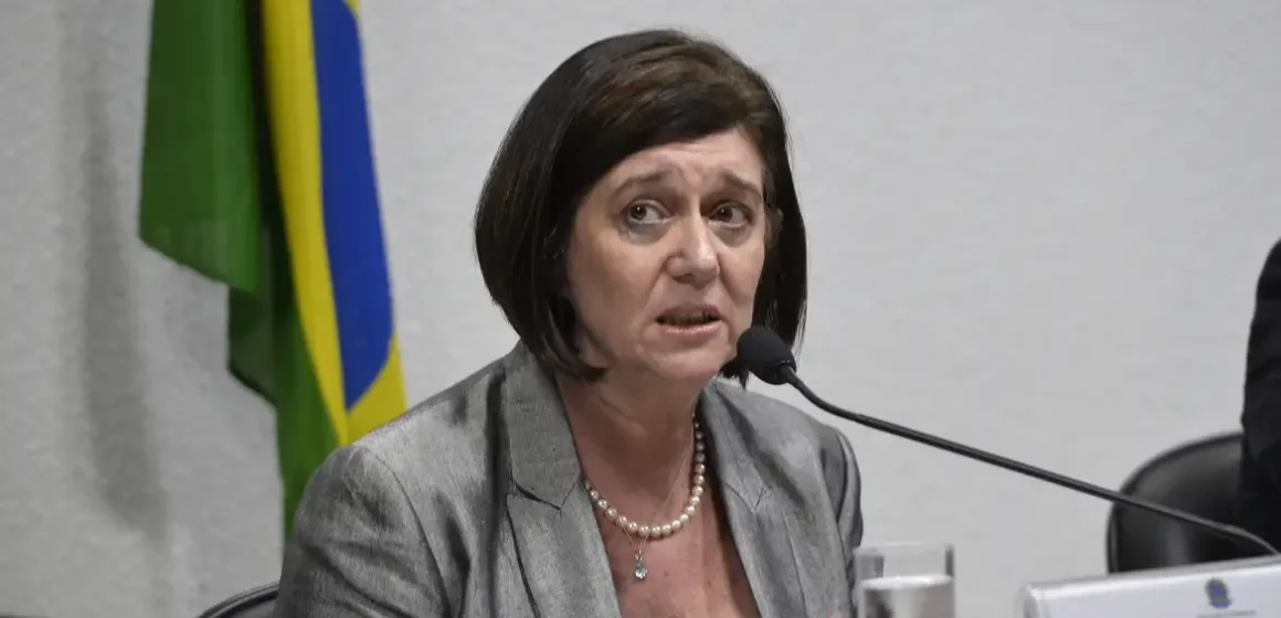 Magda Chambriard toma posse como presidente da Petrobras