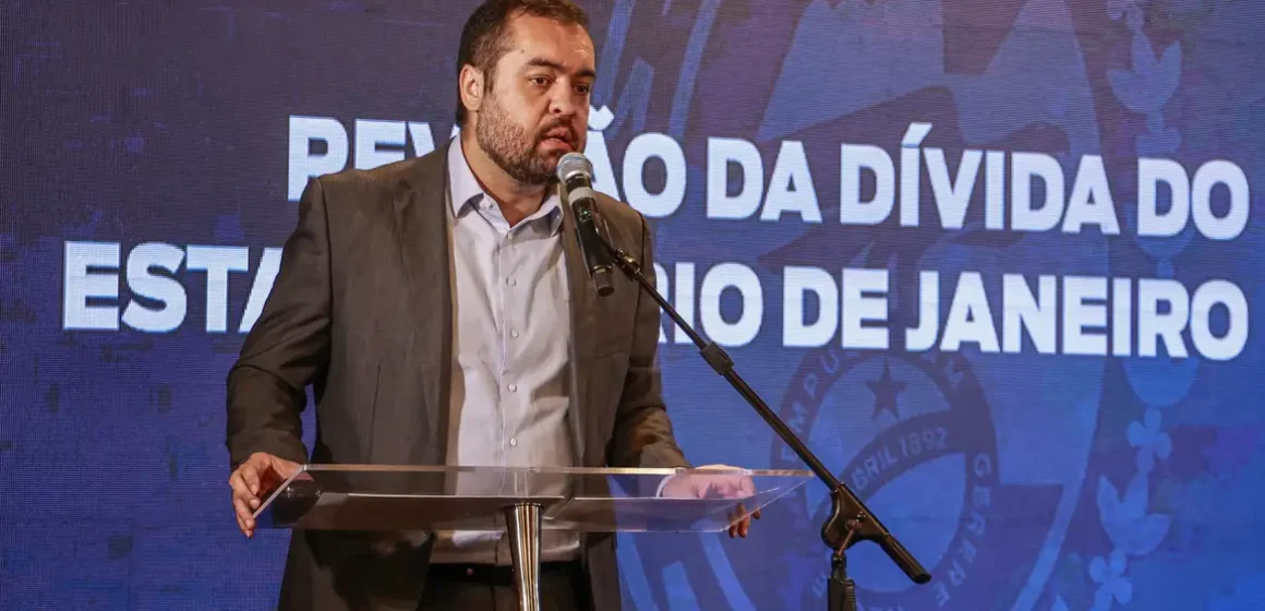 TRE-RJ absolve Cláudio Castro e mantém mandato de governador do Rio