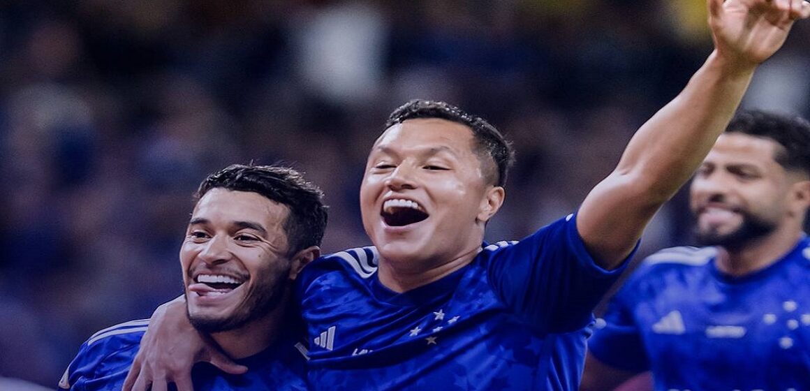 Cruzeiro derrota o Fluminense pelo Brasileirão