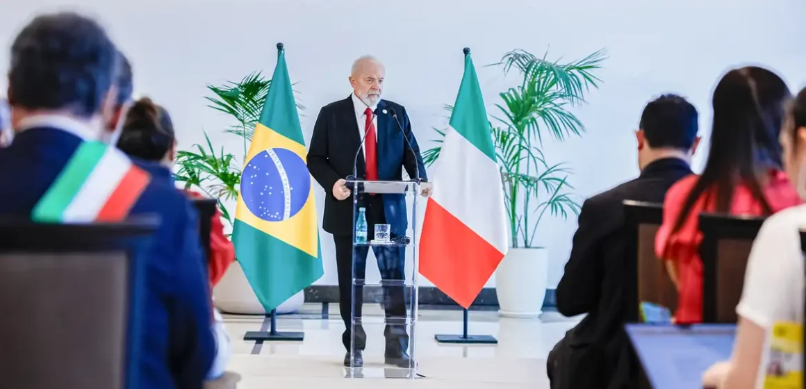 Lula classifica de insanidade proposta que equipara aborto a homicídio