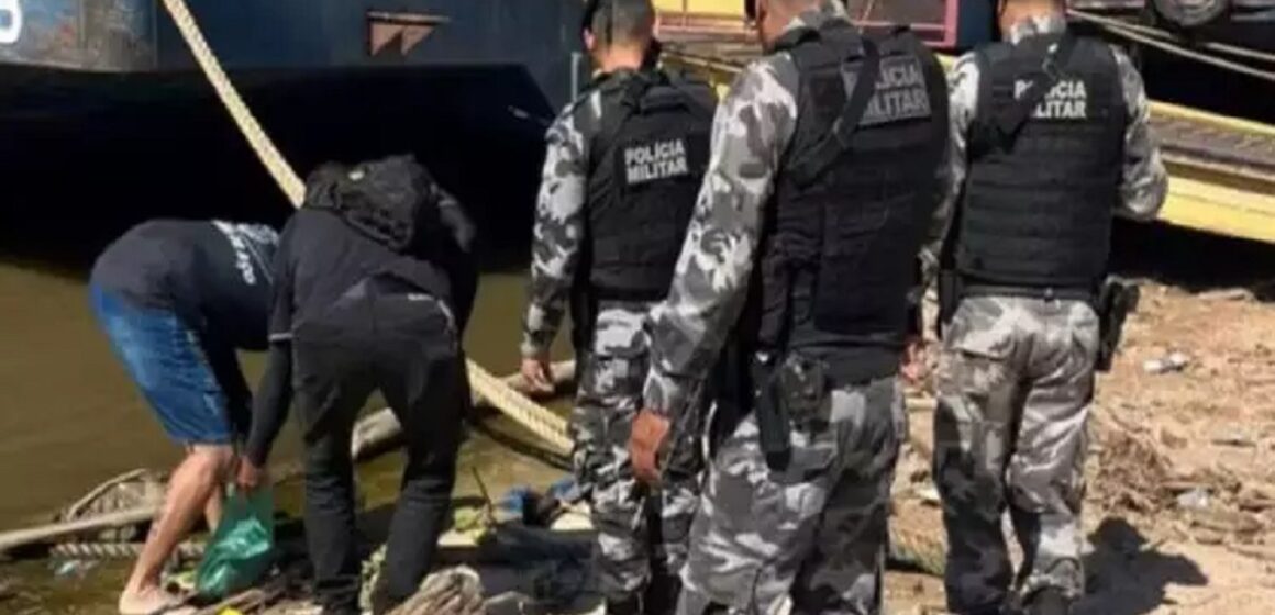 Em Santarém, pacotes de entorpecentes são encontrados flutuando próximo a porto