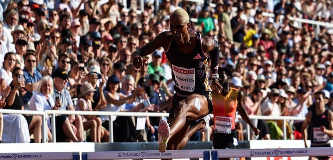 Alison dos Santos vence com sobra nos 400 m com barreiras na Suécia
