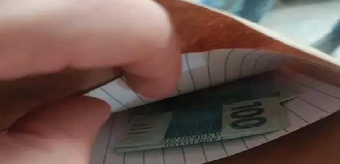 Em Santarém, Polícia Federal apreende adolescente por receber encomenda contendo dinheiro falso