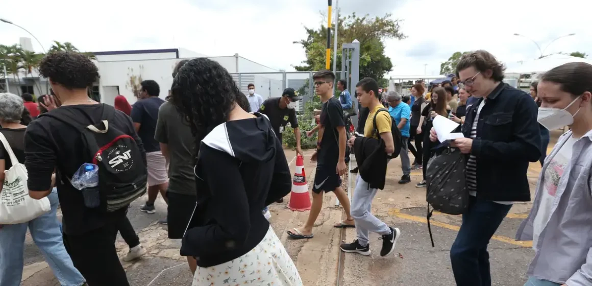 Estudantes têm até esta sexta-feira para se inscrever no Enem